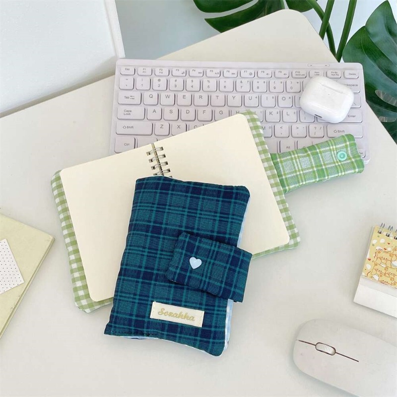 Grüner, weißer Gingham-Stoffbe – Laptop Sleeve Bewertung und Preis